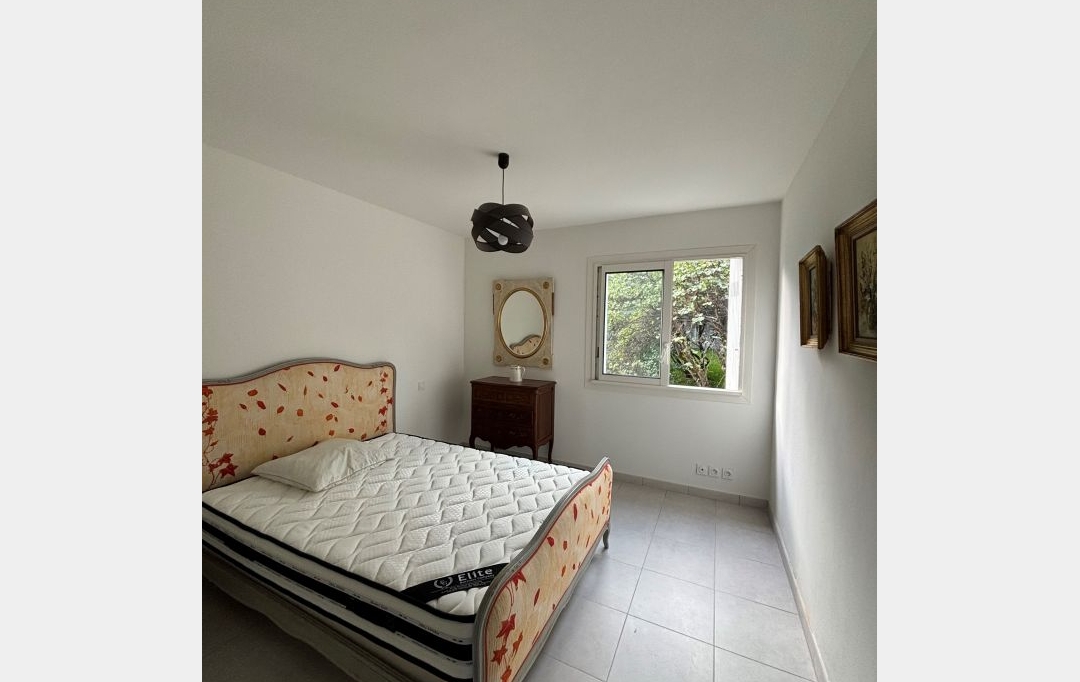 CABINET L'ANTENNE : Apartment | NIMES (30900) | 64 m2 | 1 080 € 
