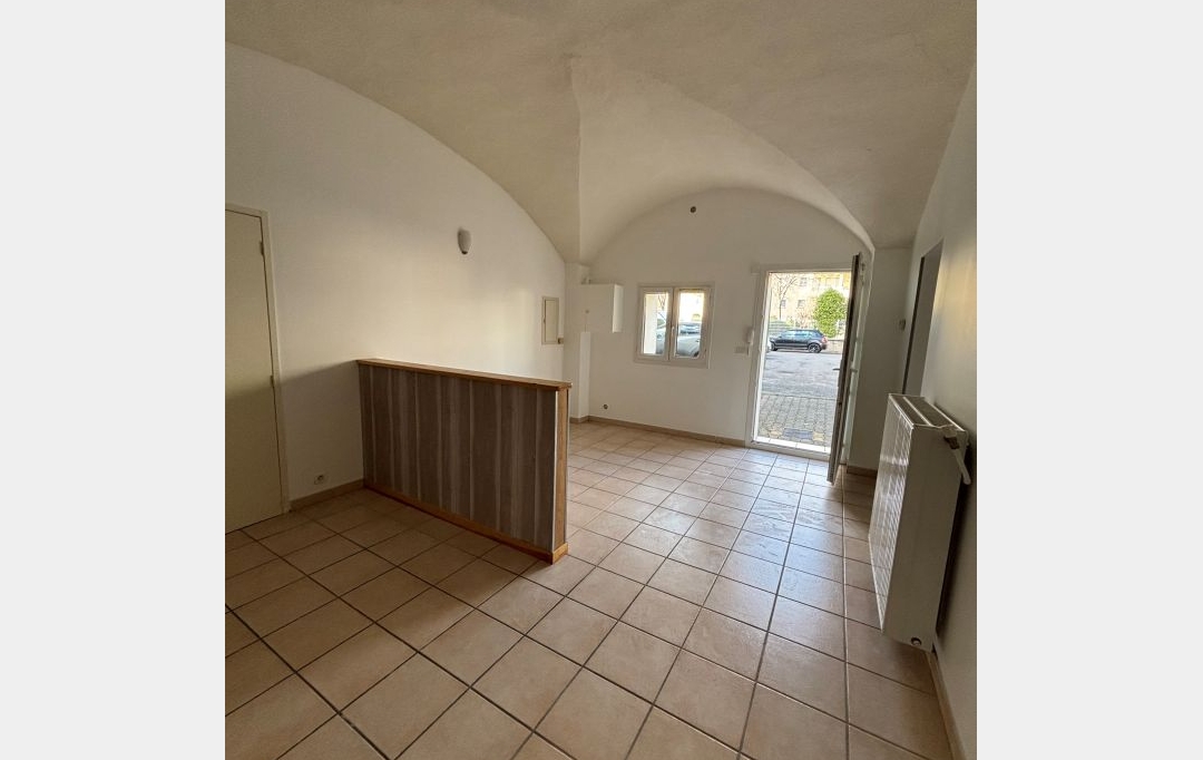 CABINET L'ANTENNE : Appartement | NIMES (30900) | 59 m2 | 610 € 