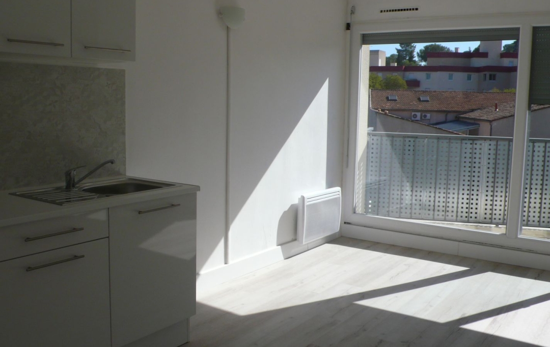 CABINET L'ANTENNE : Apartment | NIMES (30900) | 35 m2 | 543 € 