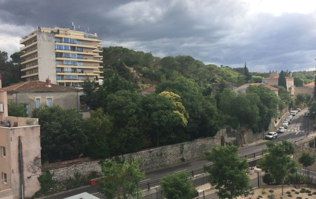 CABINET L'ANTENNE : Apartment | NIMES (30900) | 35 m2 | 543 € 