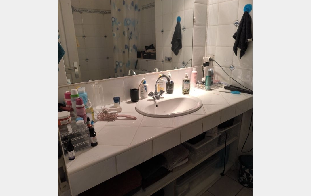 CABINET L'ANTENNE : Appartement | NIMES (30900) | 91 m2 | 707 € 