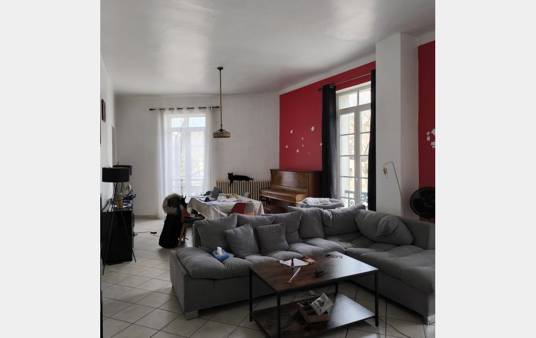 CABINET L'ANTENNE : Appartement | NIMES (30900) | 91 m2 | 707 € 
