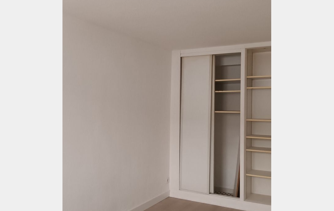 CABINET L'ANTENNE : Apartment | NIMES (30900) | 71 m2 | 920 € 