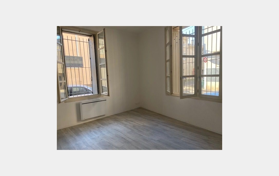 CABINET L'ANTENNE : Apartment | NIMES (30900) | 45 m2 | 570 € 