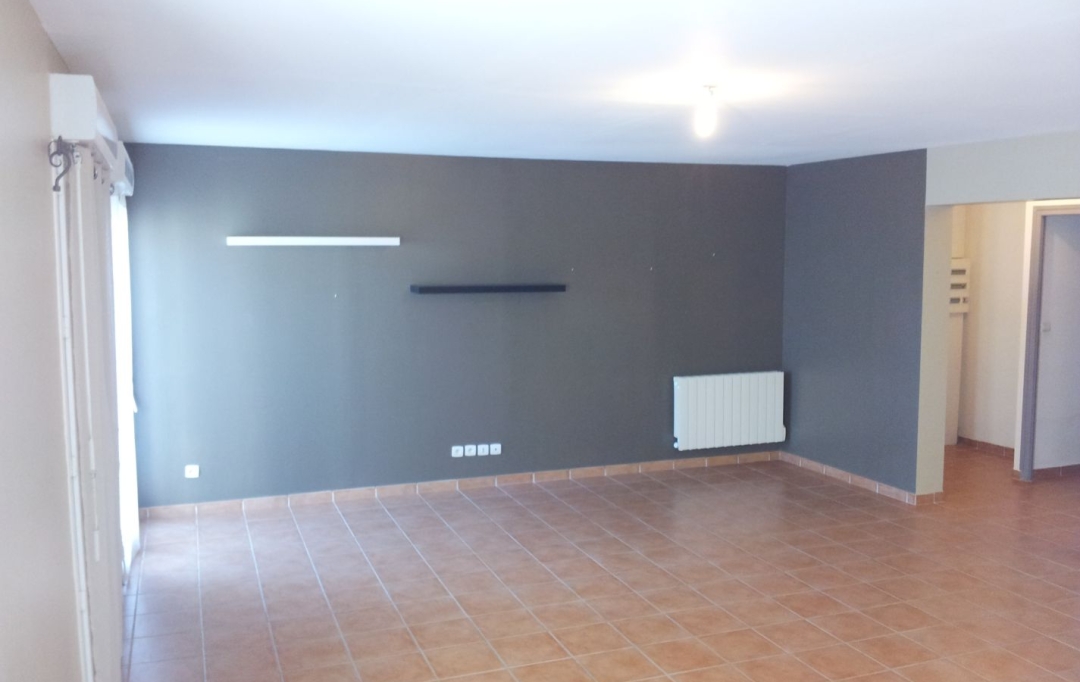CABINET L'ANTENNE : Appartement | LA ROUVIERE (30190) | 98 m2 | 712 € 