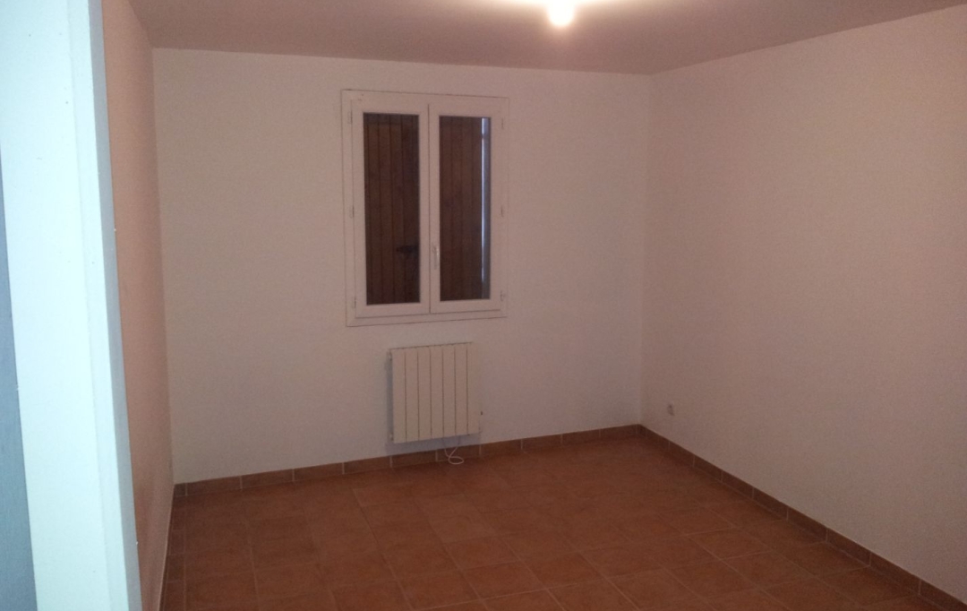 CABINET L'ANTENNE : Appartement | LA ROUVIERE (30190) | 98 m2 | 712 € 
