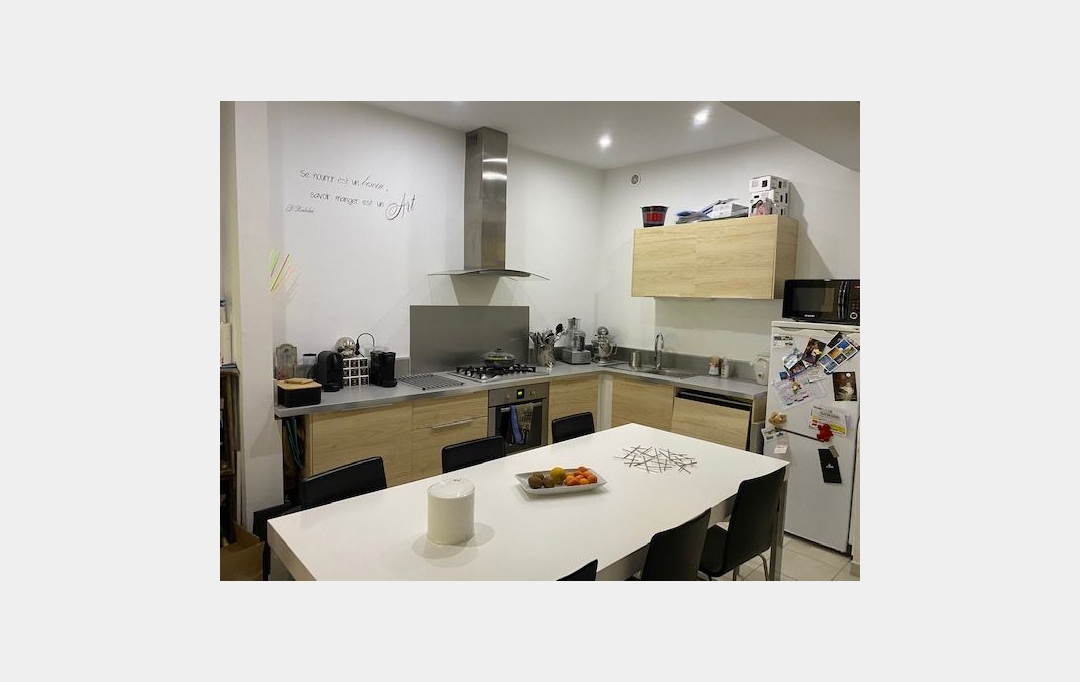 CABINET L'ANTENNE : Apartment | NIMES (30900) | 85 m2 | 610 € 