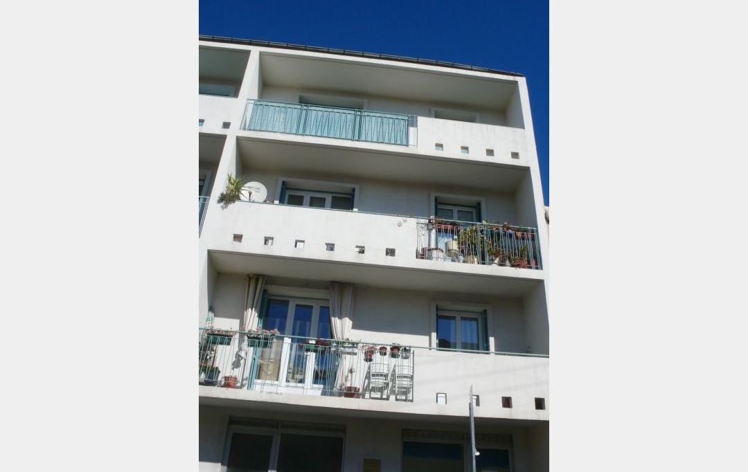 CABINET L'ANTENNE : Apartment | NIMES (30900) | 67 m2 | 642 € 