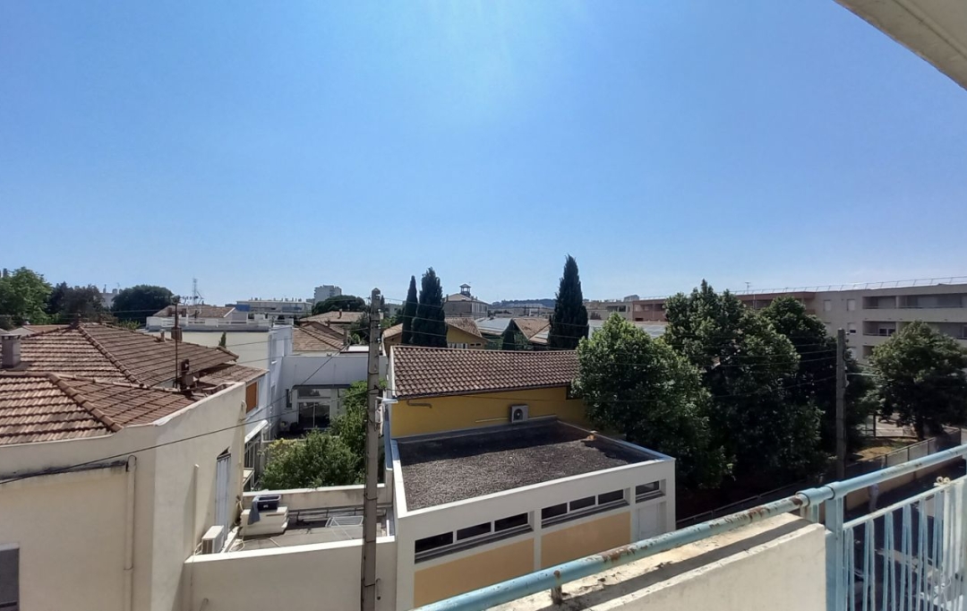 CABINET L'ANTENNE : Appartement | NIMES (30900) | 67 m2 | 642 € 