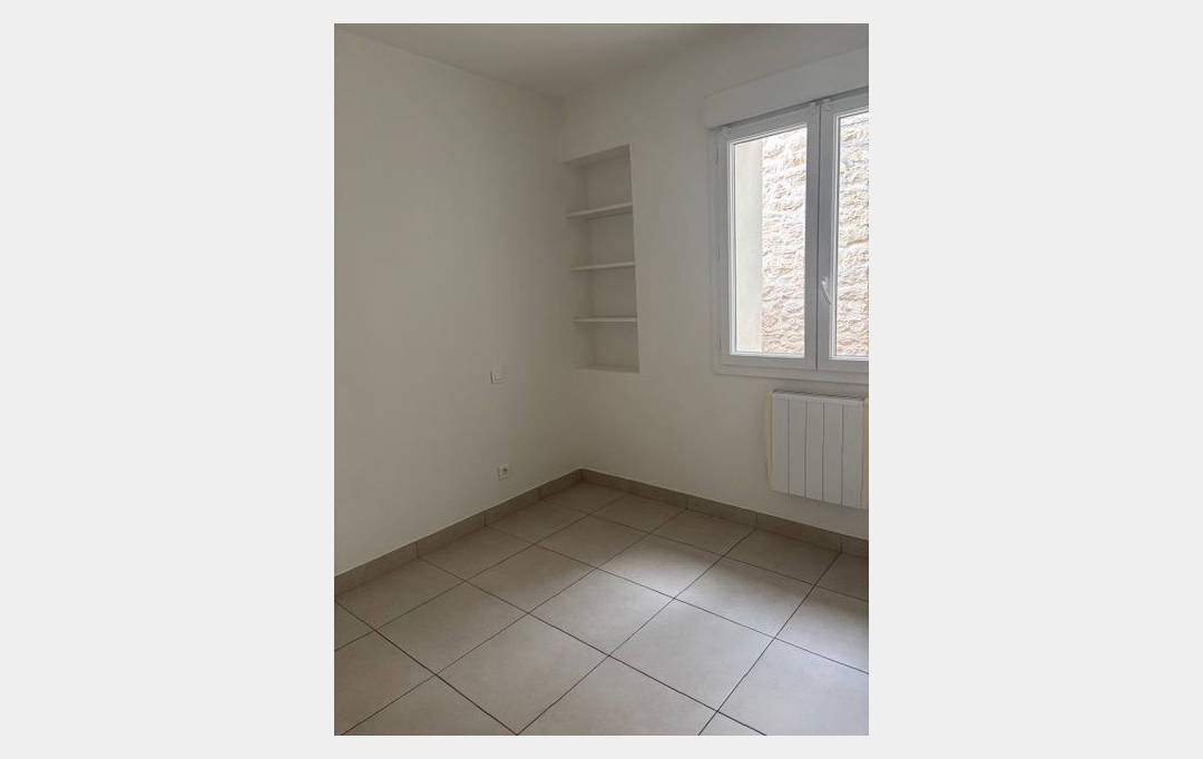 CABINET L'ANTENNE : Apartment | NIMES (30900) | 50 m2 | 603 € 