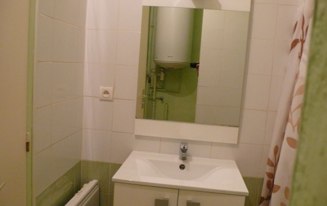 CABINET L'ANTENNE : Apartment | NIMES (30900) | 42 m2 | 531 € 