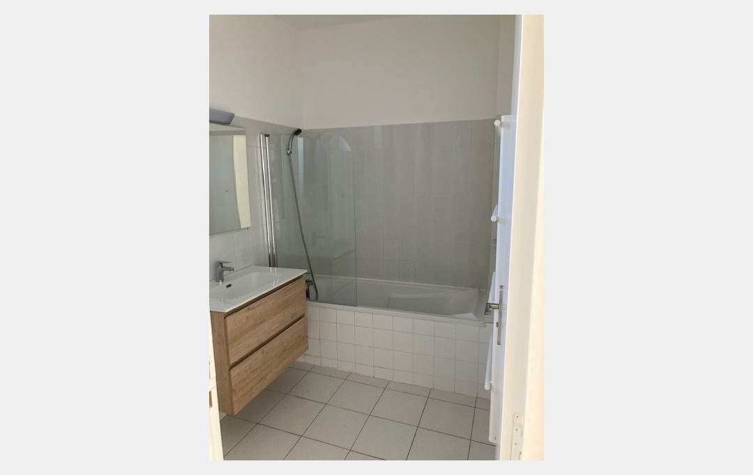 CABINET L'ANTENNE : Apartment | ALES (30100) | 75 m2 | 539 € 
