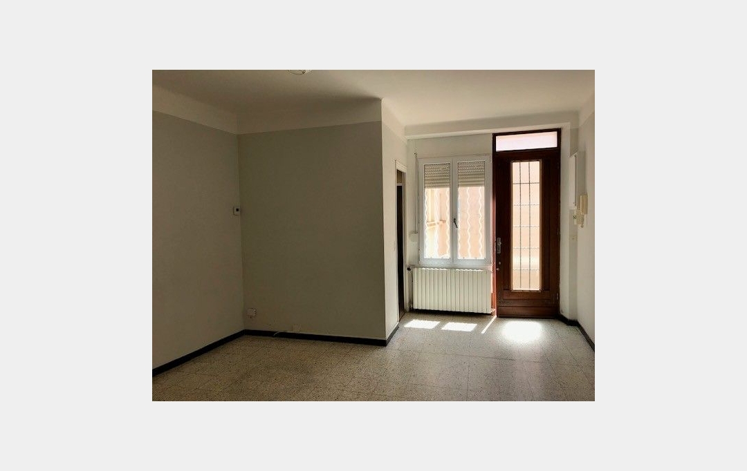 CABINET L'ANTENNE : Apartment | NIMES (30900) | 40 m2 | 510 € 