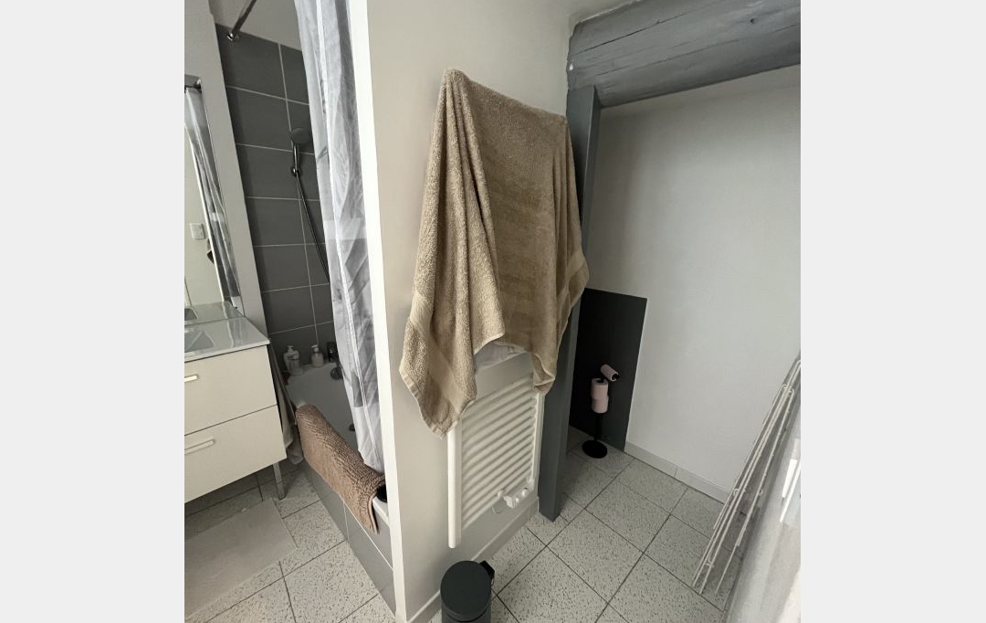 CABINET L'ANTENNE : Apartment | NIMES (30900) | 47 m2 | 557 € 