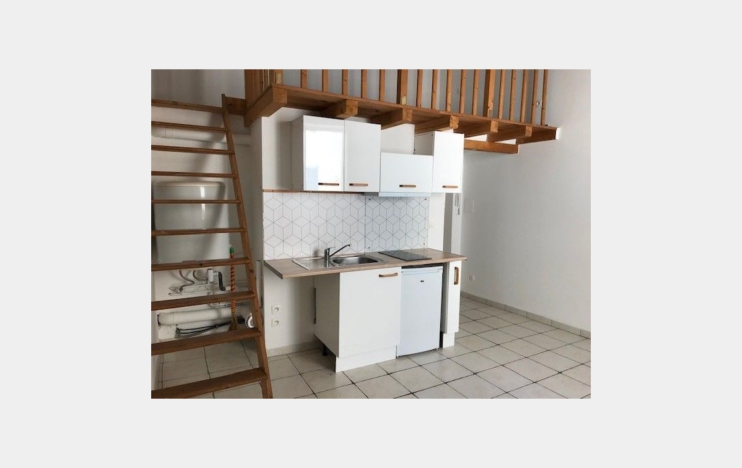 CABINET L'ANTENNE : Apartment | NIMES (30900) | 24 m2 | 424 € 