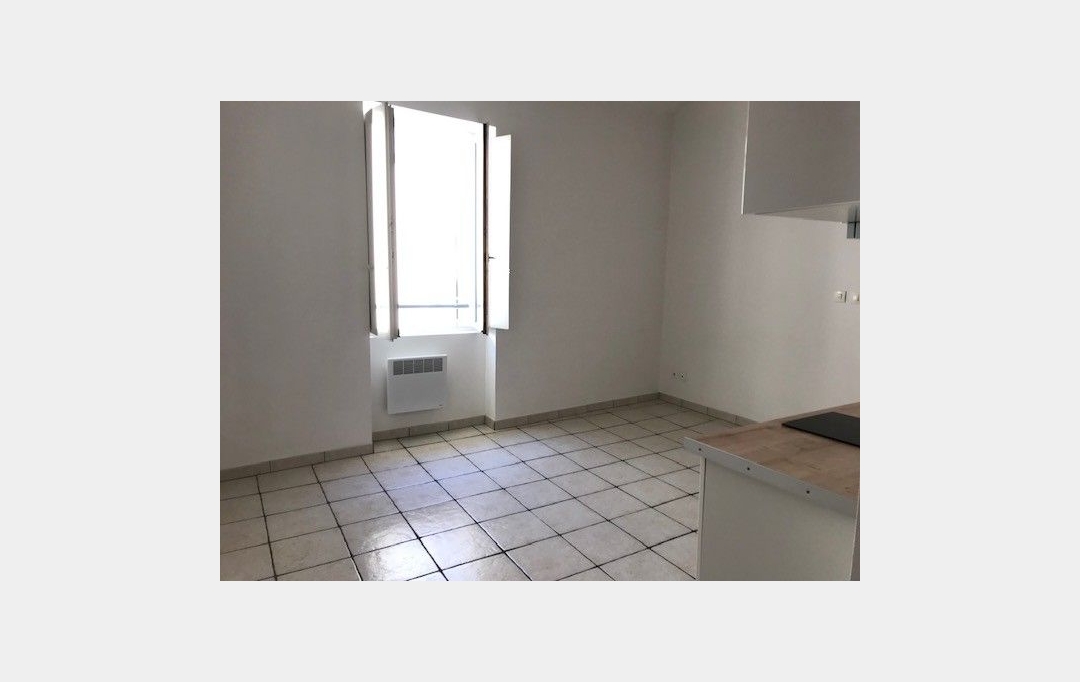 CABINET L'ANTENNE : Apartment | NIMES (30900) | 24 m2 | 424 € 