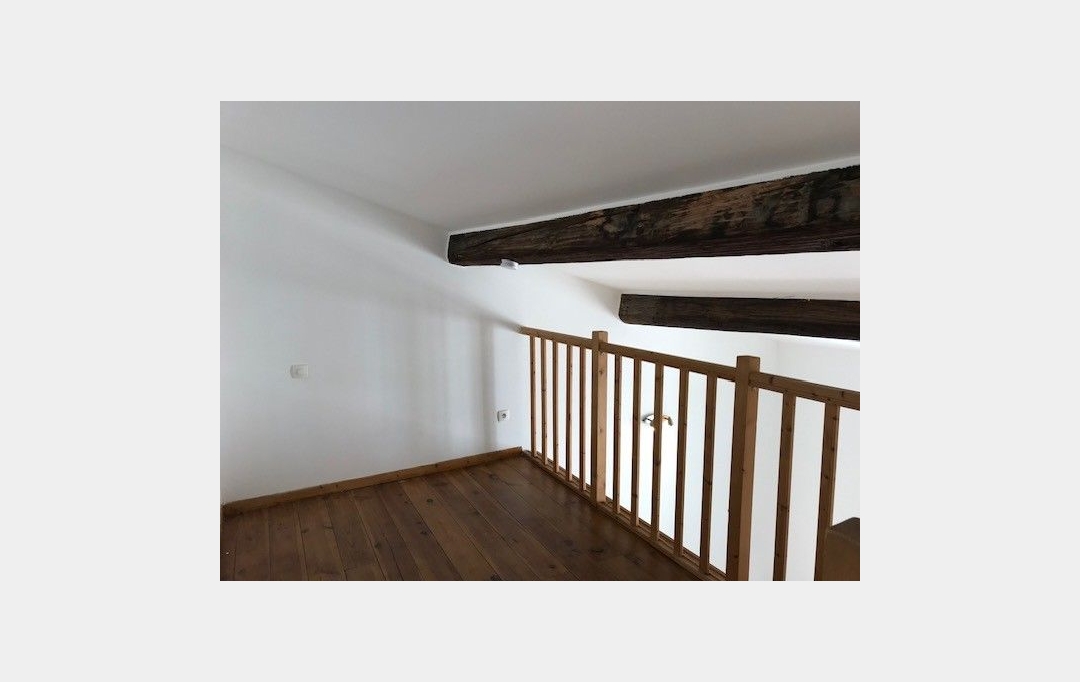 CABINET L'ANTENNE : Apartment | NIMES (30900) | 24 m2 | 424 € 