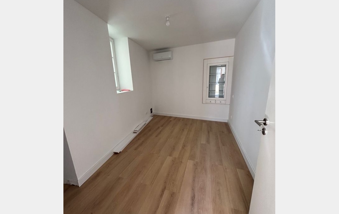 CABINET L'ANTENNE : Appartement | NIMES (30000) | 60 m2 | 750 € 
