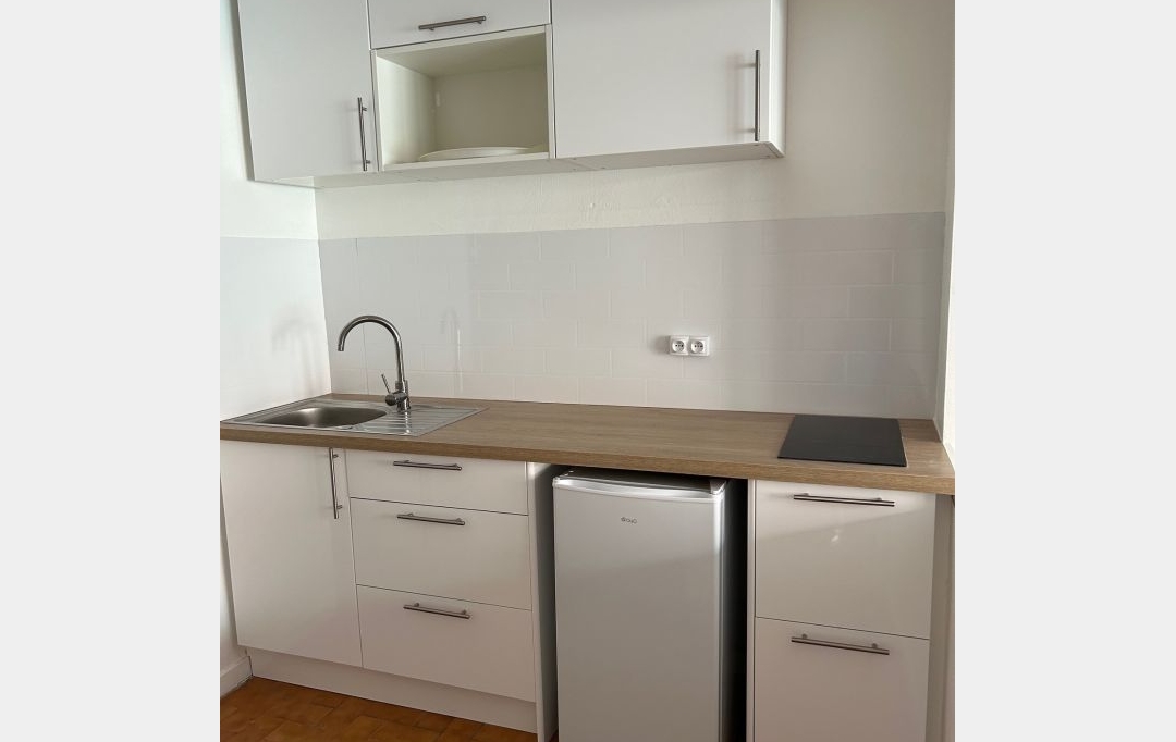 CABINET L'ANTENNE : Appartement | NIMES (30000) | 34 m2 | 500 € 