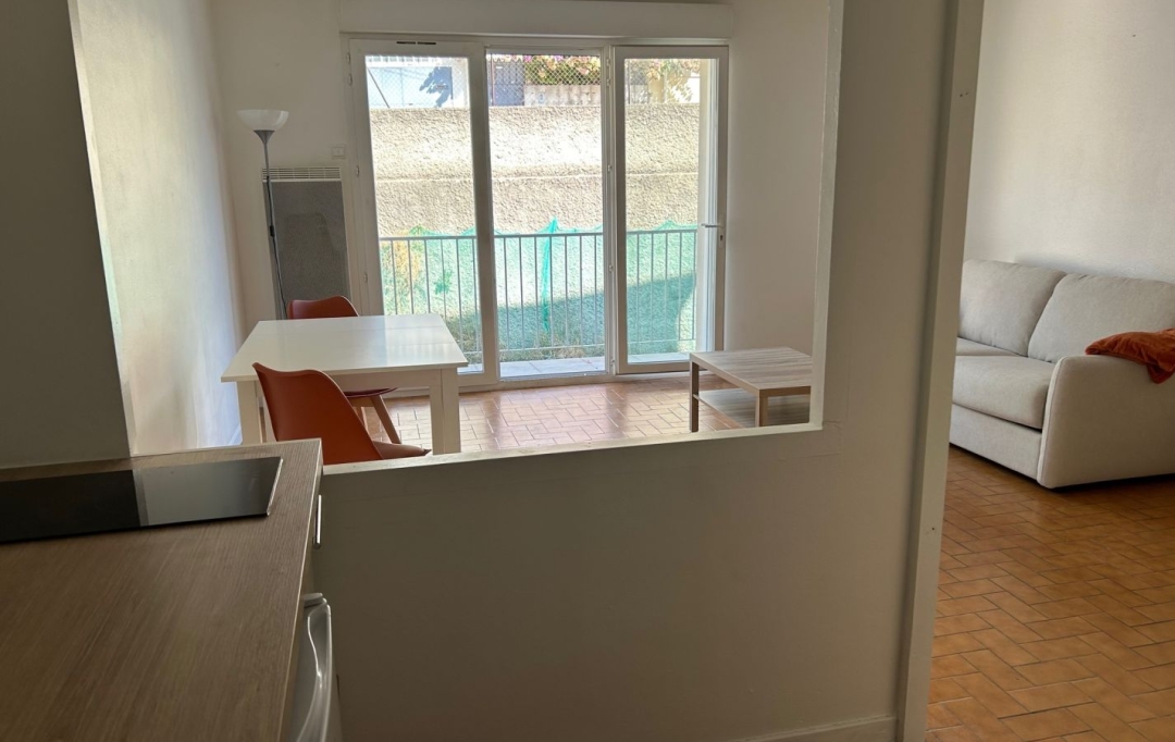 CABINET L'ANTENNE : Appartement | NIMES (30000) | 34 m2 | 500 € 