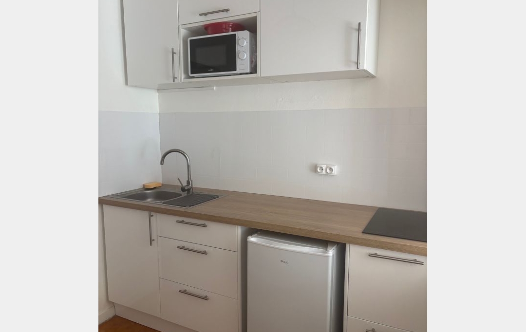 CABINET L'ANTENNE : Appartement | NIMES (30000) | 34 m2 | 495 € 