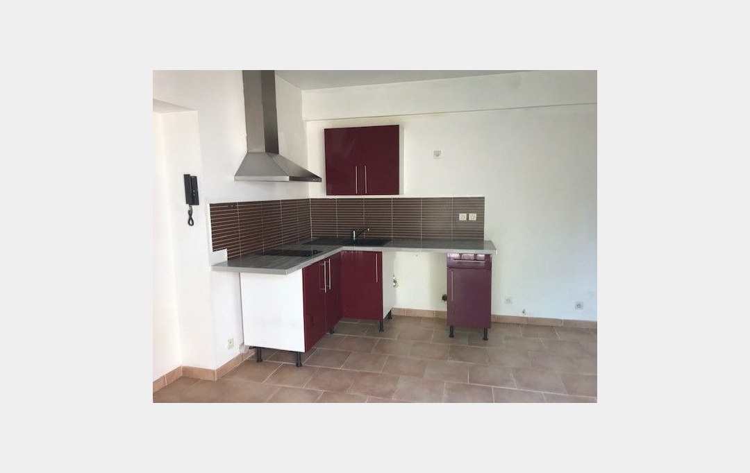 CABINET L'ANTENNE : Appartement | NIMES (30900) | 35 m2 | 645 € 