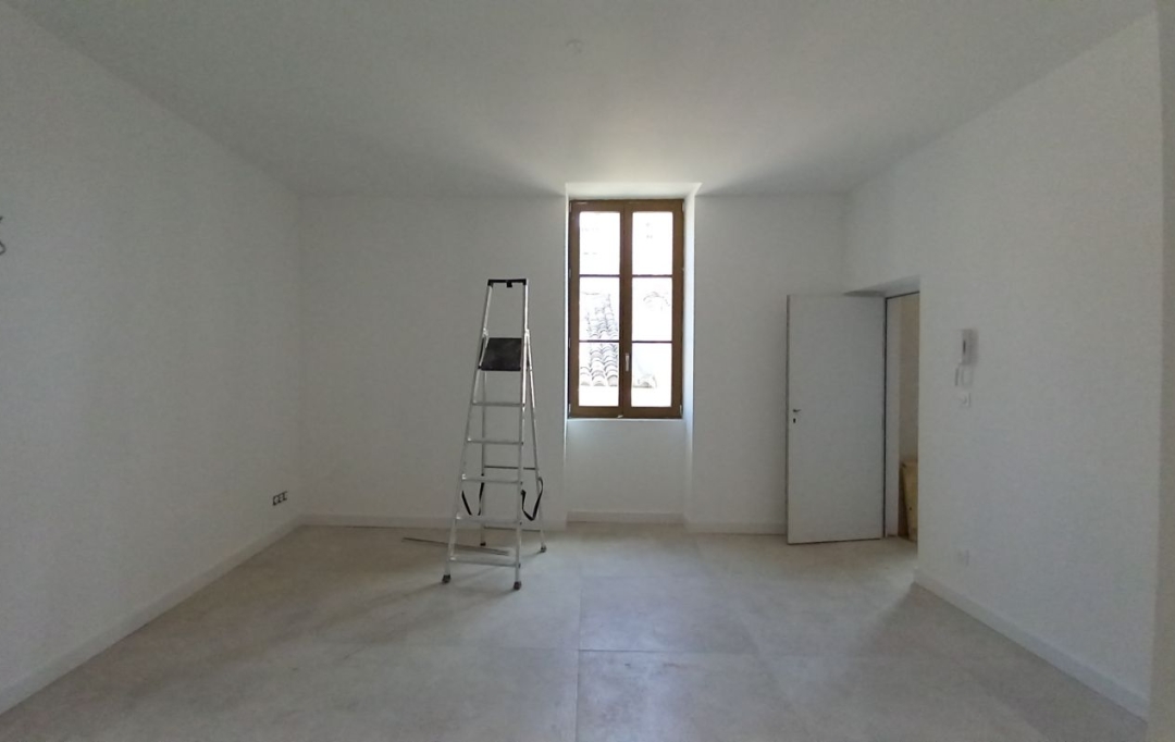 CABINET L'ANTENNE : Appartement | NIMES (30900) | 38 m2 | 620 € 