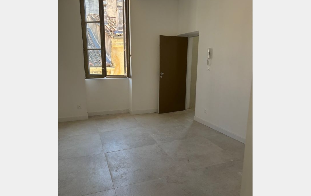 CABINET L'ANTENNE : Appartement | NIMES (30000) | 38 m2 | 620 € 