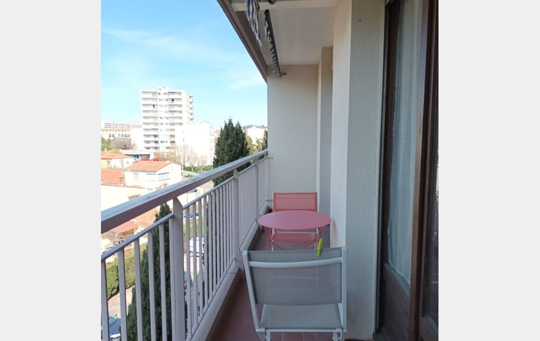CABINET L'ANTENNE : Appartement | NIMES (30900) | 32 m2 | 630 € 
