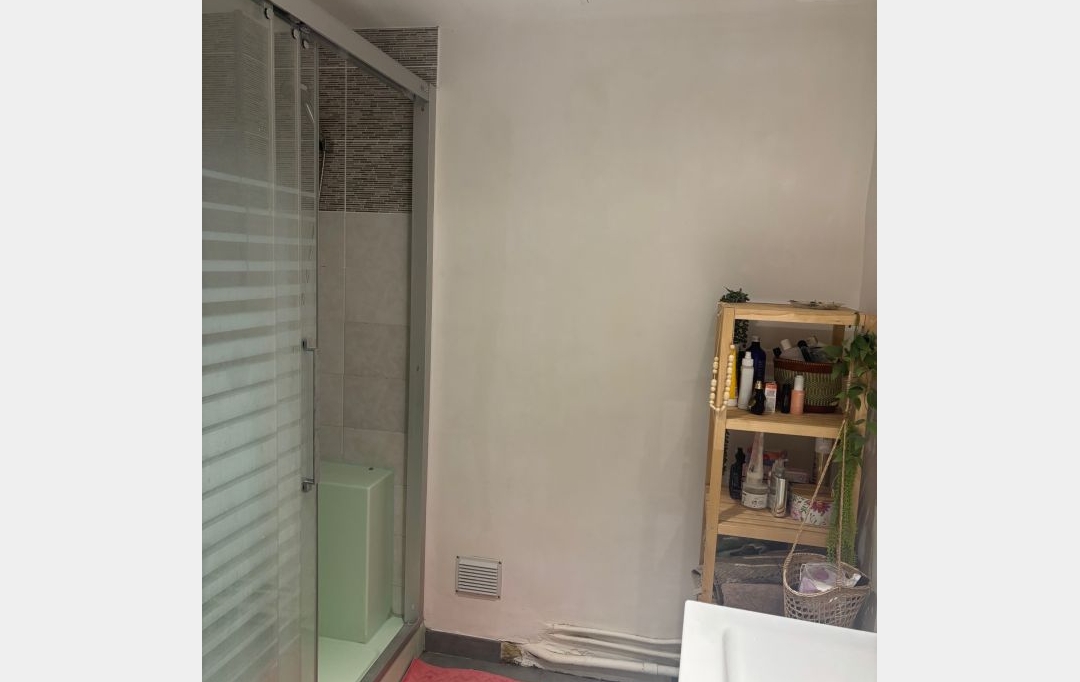 CABINET L'ANTENNE : Appartement | NIMES (30000) | 89 m2 | 950 € 