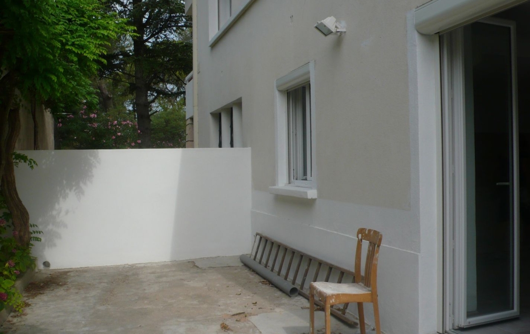 CABINET L'ANTENNE : Apartment | NIMES (30900) | 62 m2 | 975 € 