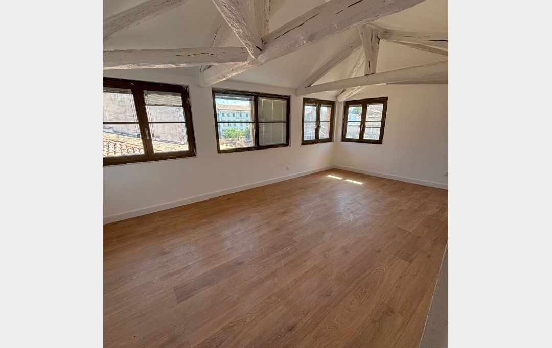 CABINET L'ANTENNE : Appartement | NIMES (30000) | 87 m2 | 1 270 € 