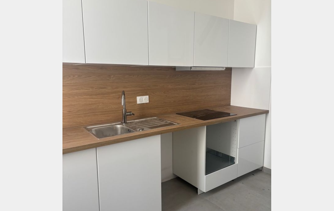 CABINET L'ANTENNE : Apartment | NIMES (30000) | 73 m2 | 790 € 