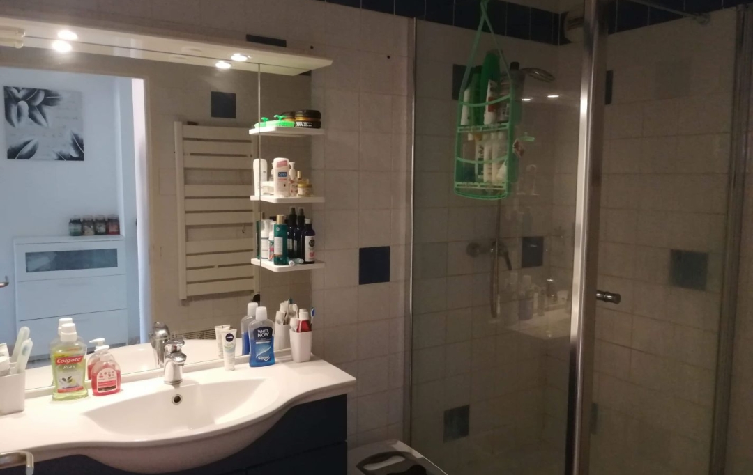 CABINET L'ANTENNE : Appartement | NIMES (30900) | 70 m2 | 791 € 