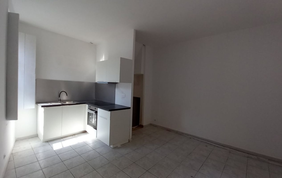 CABINET L'ANTENNE : Appartement | NIMES (30900) | 47 m2 | 570 € 