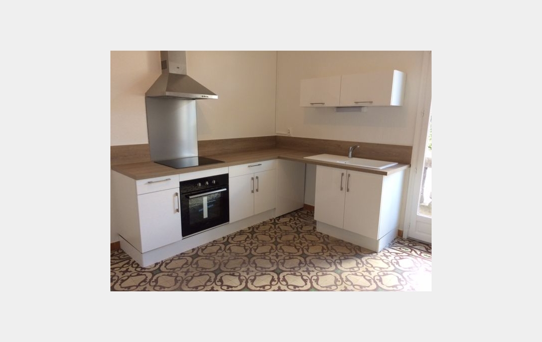CABINET L'ANTENNE : Maison / Villa | NIMES (30900) | 55 m2 | 785 € 