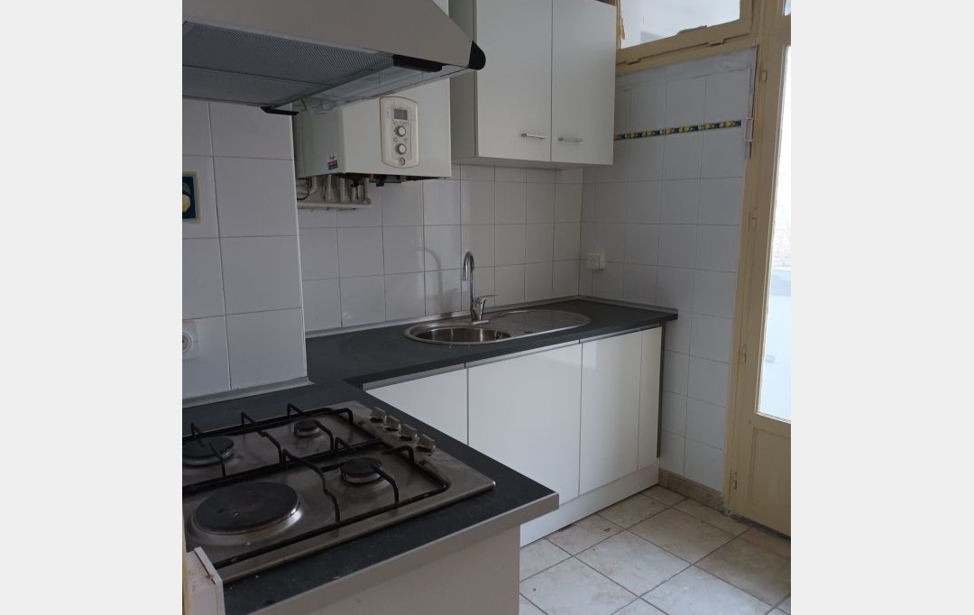 CABINET L'ANTENNE : Apartment | NIMES (30900) | 64 m2 | 651 &euro; 