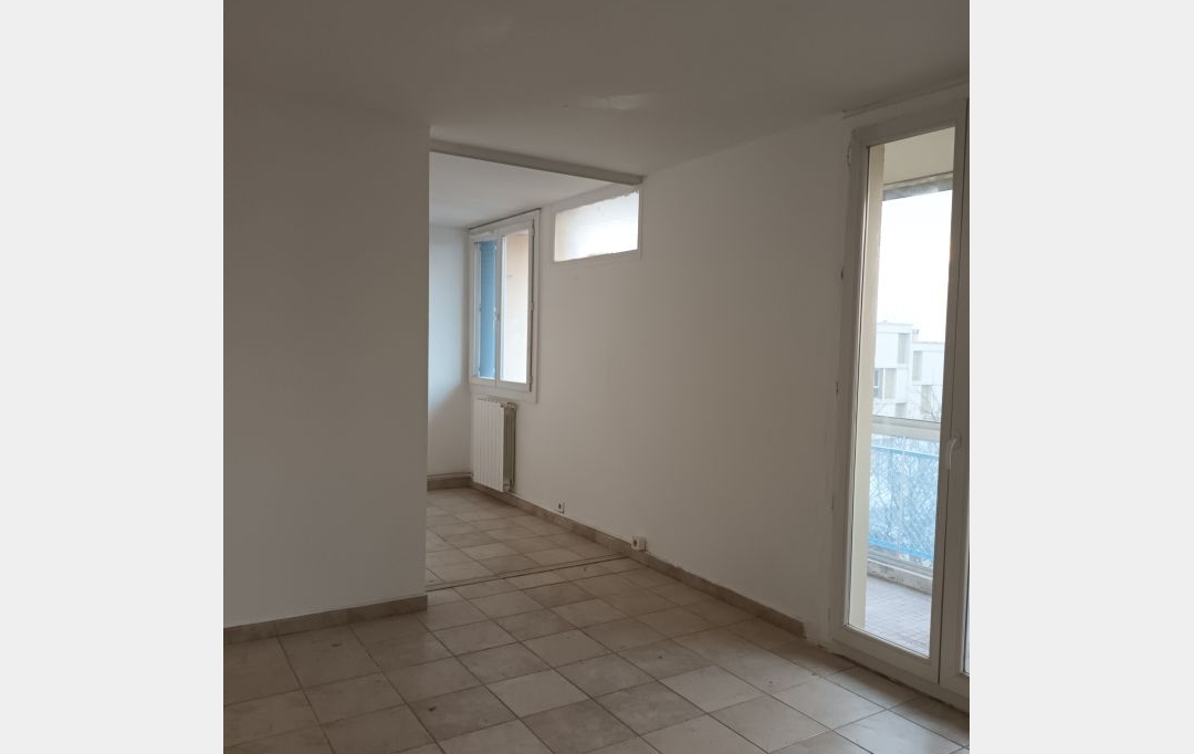 CABINET L'ANTENNE : Apartment | NIMES (30900) | 64 m2 | 651 &euro; 