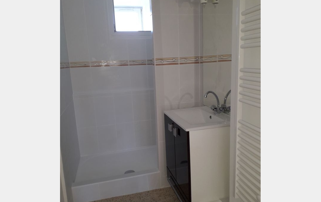 CABINET L'ANTENNE : Appartement | NIMES (30900) | 64 m2 | 577 &euro; 