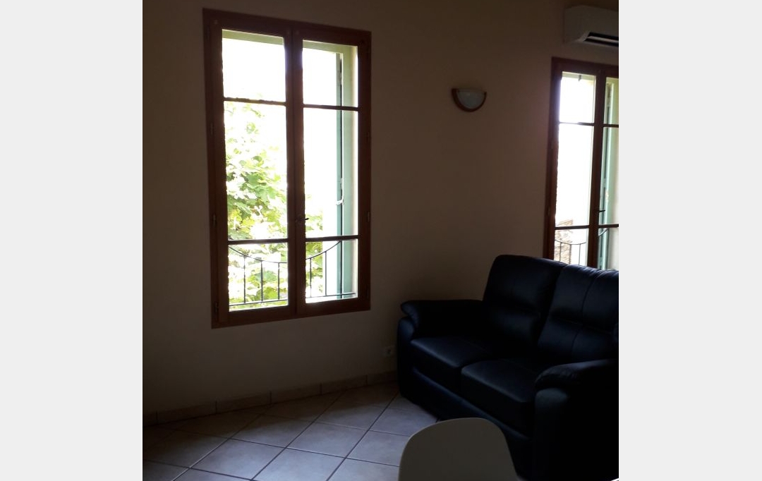 CABINET L'ANTENNE : House | MILHAUD (30540) | 50 m2 | 852 &euro; 