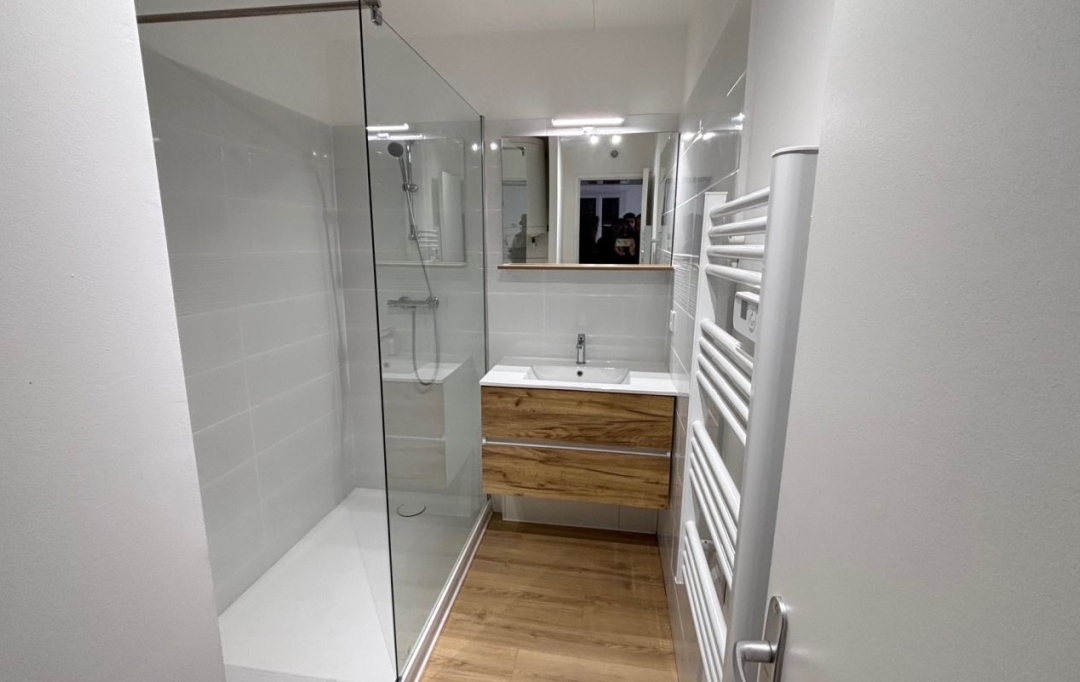 CABINET L'ANTENNE : Apartment | NIMES (30900) | 38 m2 | 580 &euro; 