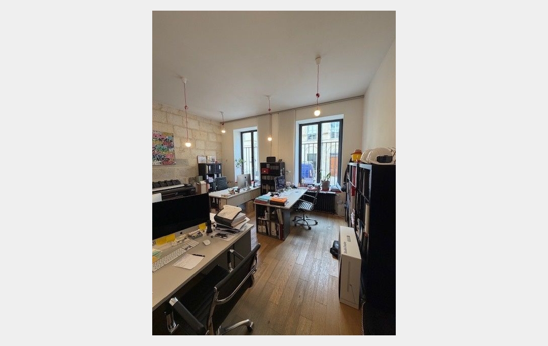 CABINET L'ANTENNE : Autres | NIMES (30900) | 78 m2 | 1 600 &euro; 