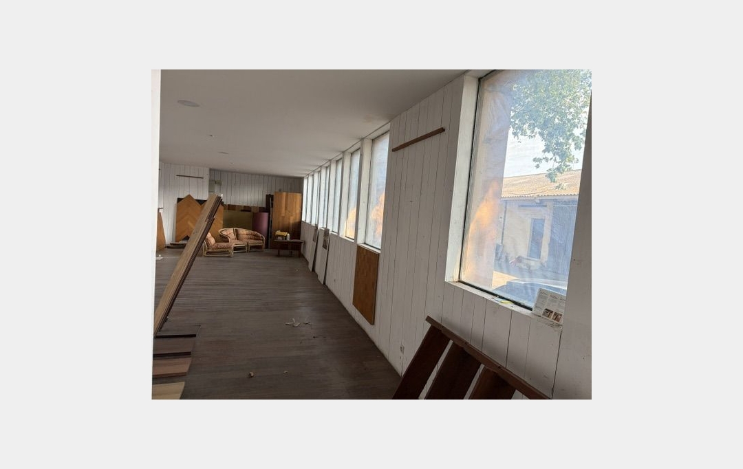 CABINET L'ANTENNE : Office | NIMES (30000) | 800 m2 | 2 500 &euro; 