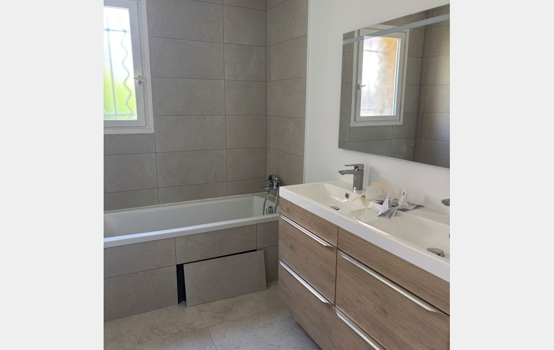 CABINET L'ANTENNE : Maison / Villa | NIMES (30000) | 118 m2 | 1 400 &euro; 