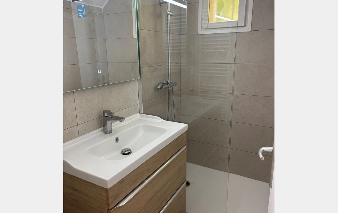 CABINET L'ANTENNE : Maison / Villa | NIMES (30000) | 118 m2 | 1 400 &euro; 