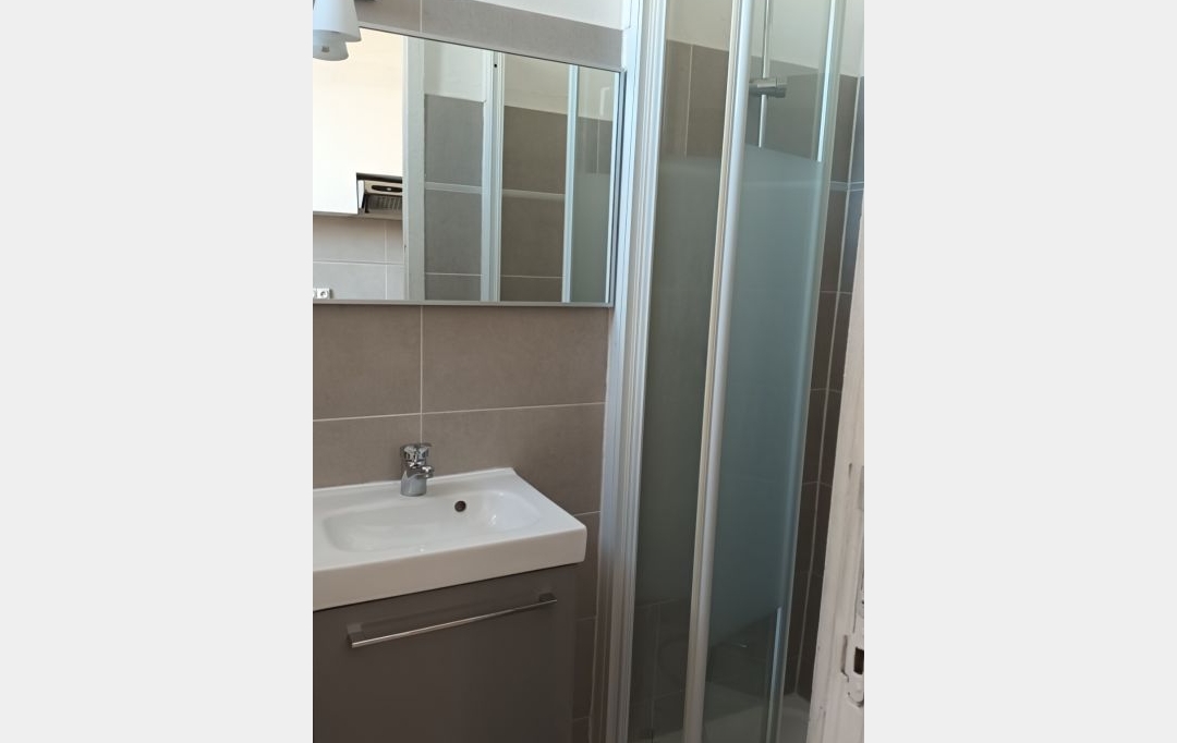 CABINET L'ANTENNE : Appartement | NIMES (30900) | 44 m2 | 620 &euro; 