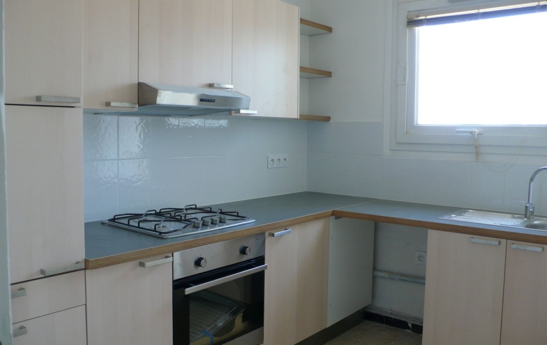 CABINET L'ANTENNE : Appartement | NIMES (30900) | 67 m2 | 739 &euro; 
