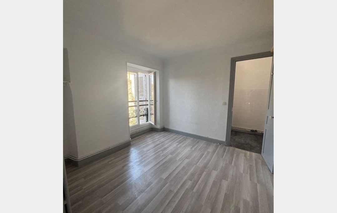 CABINET L'ANTENNE : Appartement | NIMES (30900) | 120 m2 | 930 &euro; 