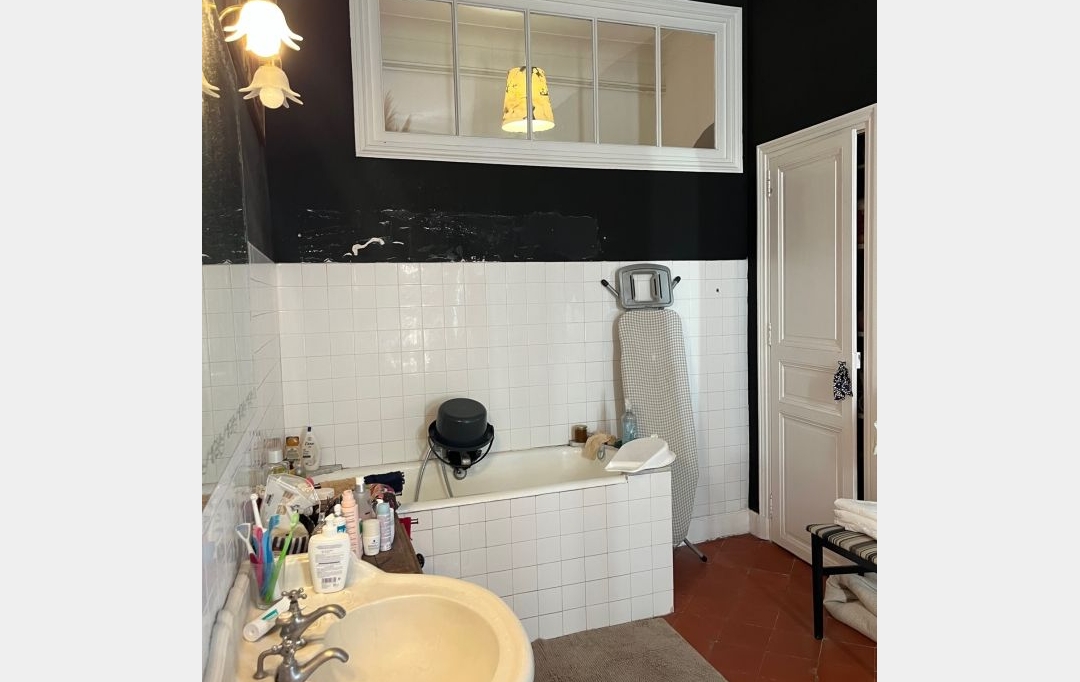CABINET L'ANTENNE : Apartment | NIMES (30900) | 120 m2 | 930 &euro; 