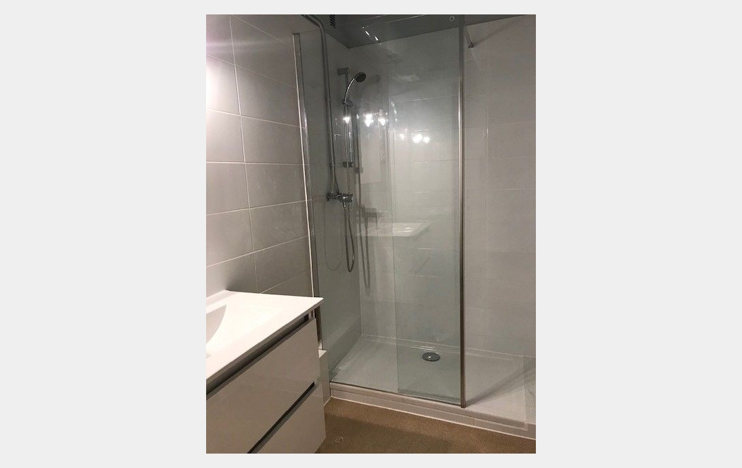 CABINET L'ANTENNE : Appartement | NIMES (30900) | 67 m2 | 741 &euro; 